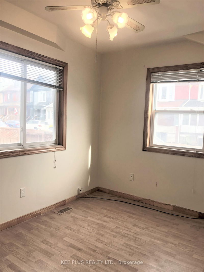 Room2