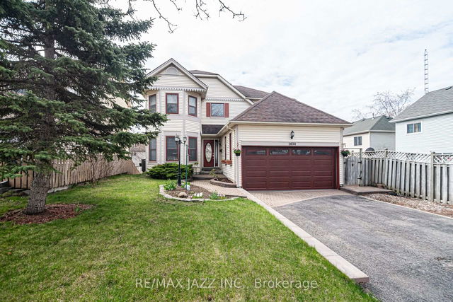 1030 Ripley Crescent