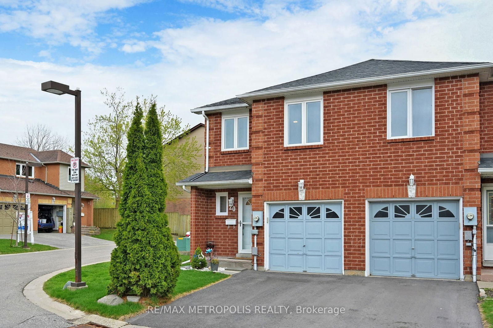 Townhouse for sale at 20-811 Wilson Road, Oshawa, Pinecrest, L1G 7Z5 - MLS: E12134453