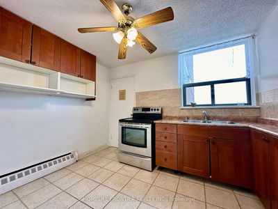 Unit 1915 — 100 Wingarden Crt, Toronto - Malvern image-0-3