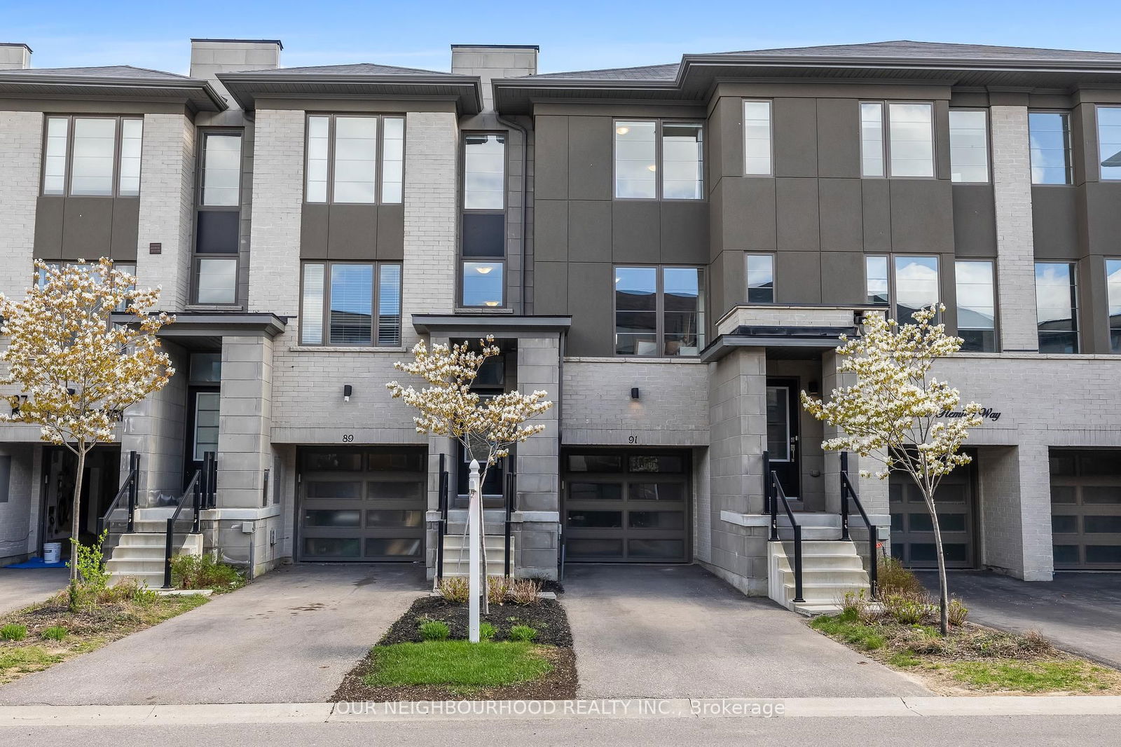 Townhouse sold at 91 Donald Fleming Way, Whitby, Pringle Creek, L1R 0N8 - MLS: E12134955