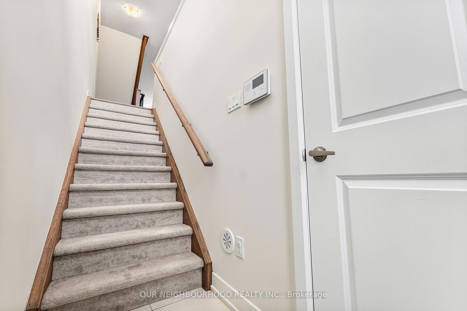 Townhouse sold at 91 Donald Fleming Way, Whitby, Pringle Creek, L1R 0N8 - MLS: E12134955
