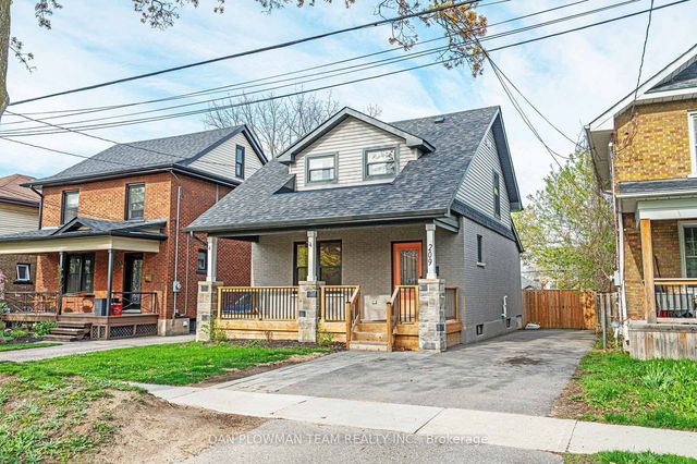 209 Oshawa Boulevard