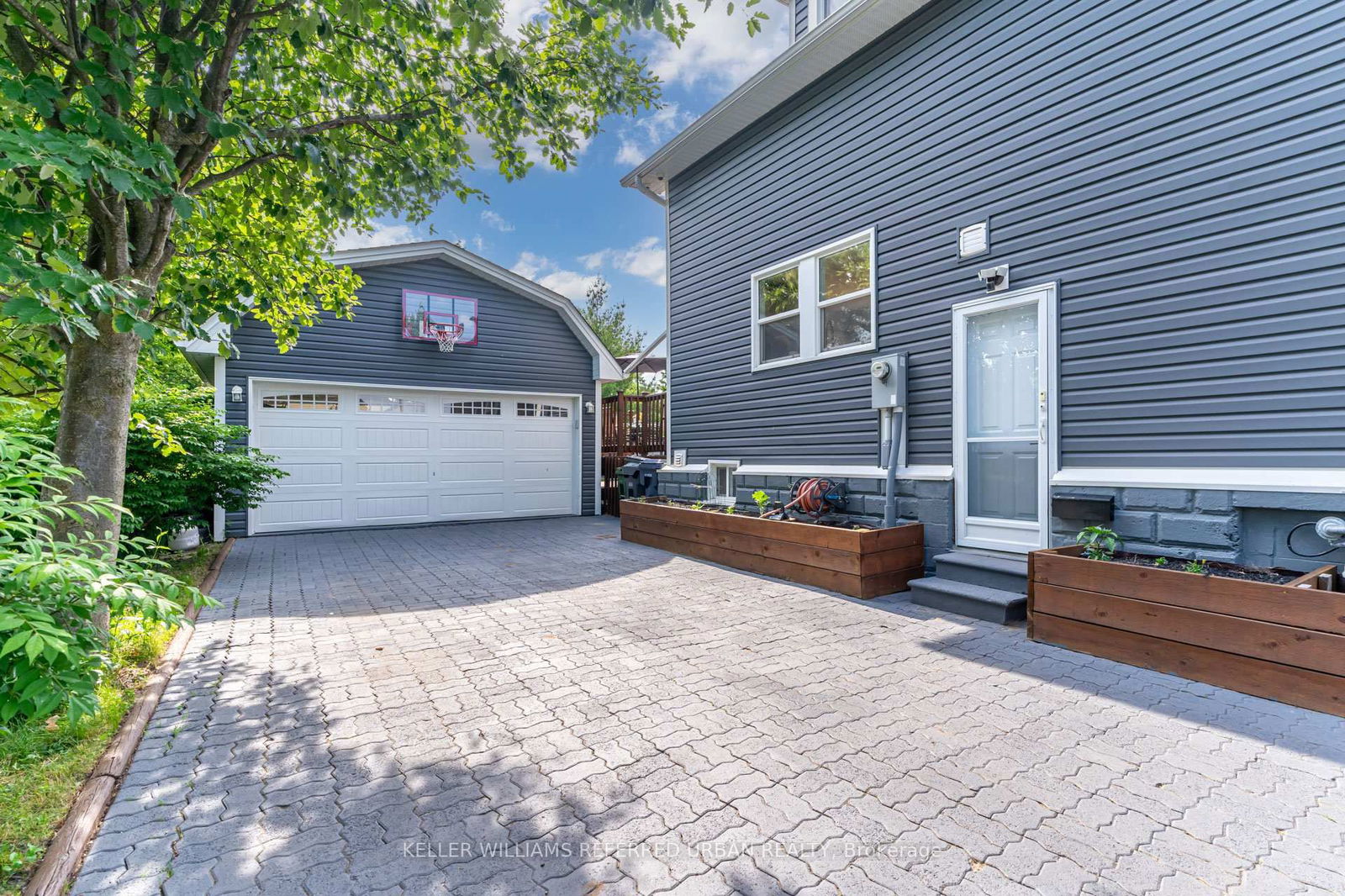 Detached House for sale at 20 Payzac Avenue, Toronto, West Hill, M1E 2W7 - MLS: E12135246