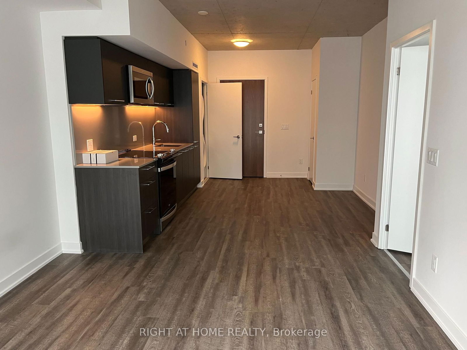 Condo for lease at 903-45 BASEBALL Place, Toronto, South Riverdale, M4M 0H1 - MLS: E12135323