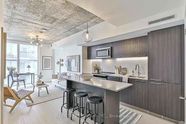 1001 - 15 Baseball Place