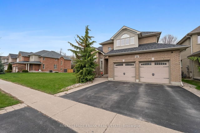 2262 Pindar Crescent