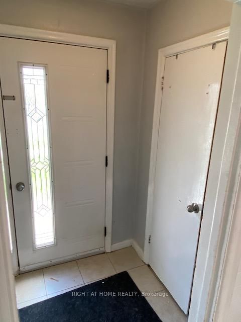 Room1