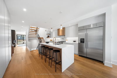 17 Myrtle Ave, Toronto - South Riverdale image-0-3
