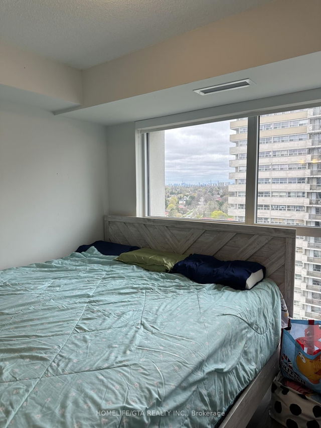 1208 - 20 Meadowglen Place