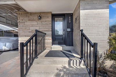 893 Douglas Ave, Pickering - Bay Ridges