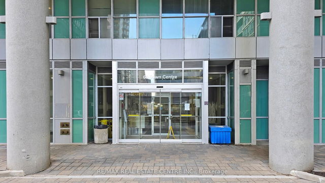 806 - 60 Tower Centre Court