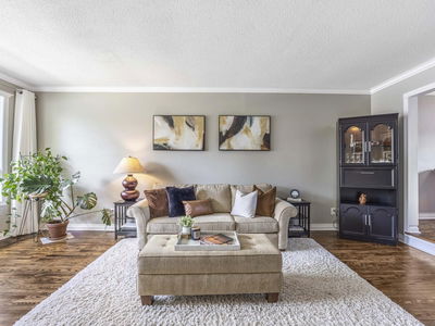 18 Satchell Blvd, Toronto - Centennial Scarborough image-0-3