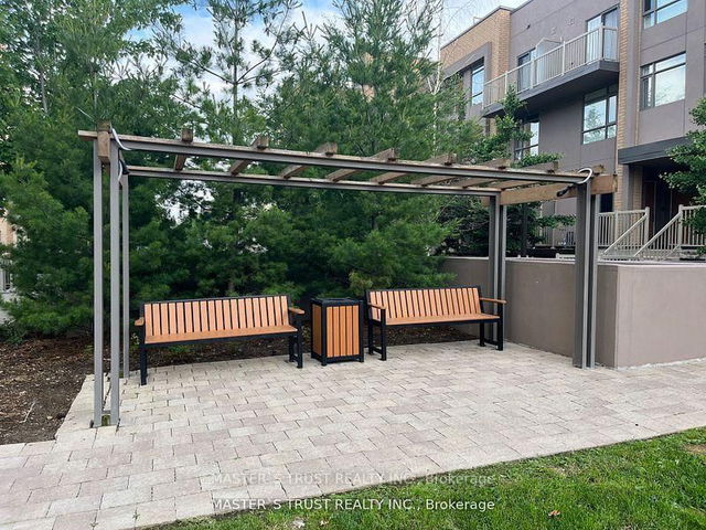 #211 - 80 Orchid Place Drive