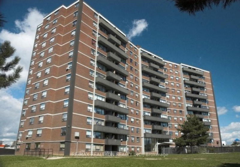 home for lease on 1202-1385 Midland Avenue