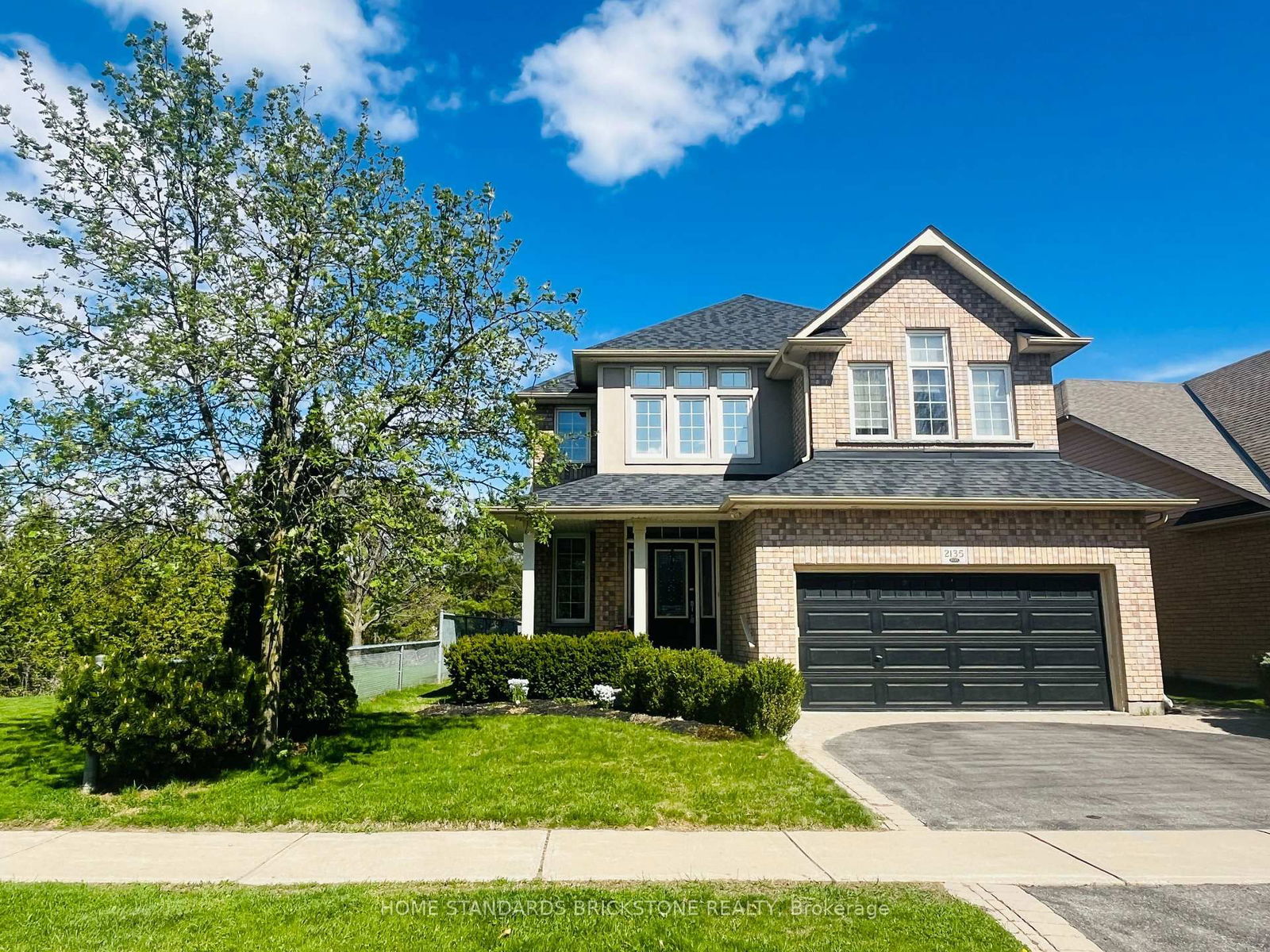 Detached House for sale at 2135 Avalon Court, Oshawa, Kedron, L1L 0B2 - MLS: E12137939