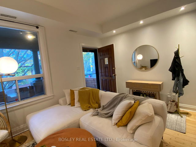 Main - 79 Winnifred Avenue