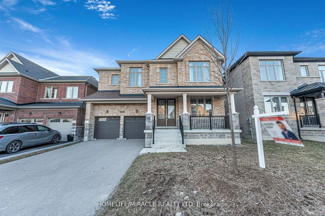 1039 Kingpeak Crescent