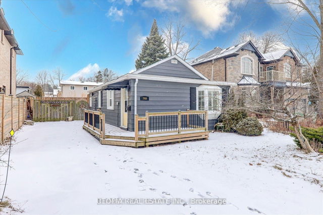 740 Hillview Crescent