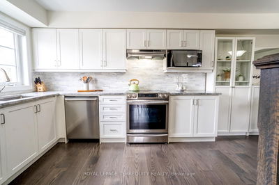 72 Fusilier Dr, Toronto - Clairlea-Birchmount image-0-3