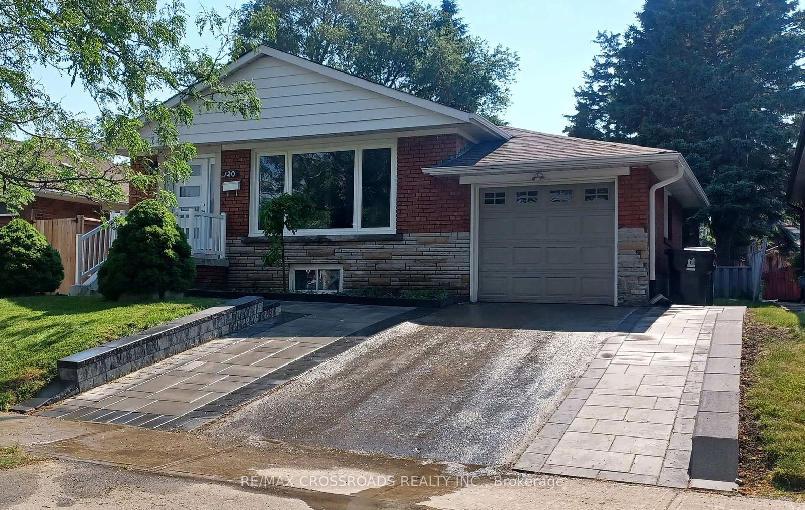Detached House for lease at 120 Hiscock Boulevard, Toronto, Woburn, M1G 1T4 - MLS: E12139055