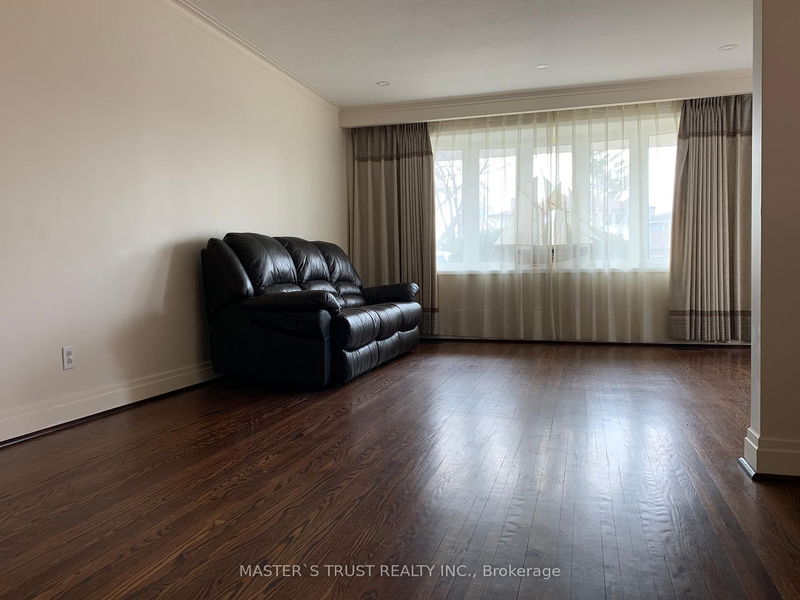 home for lease on 46 Erinlea Crescent