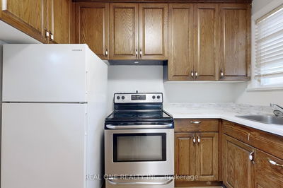 136 Gibb St, Oshawa - Vanier image-0-3