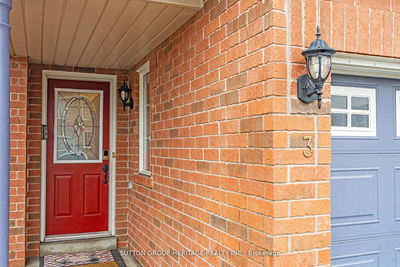 3 Angier Cres, Ajax - South East image-0-3