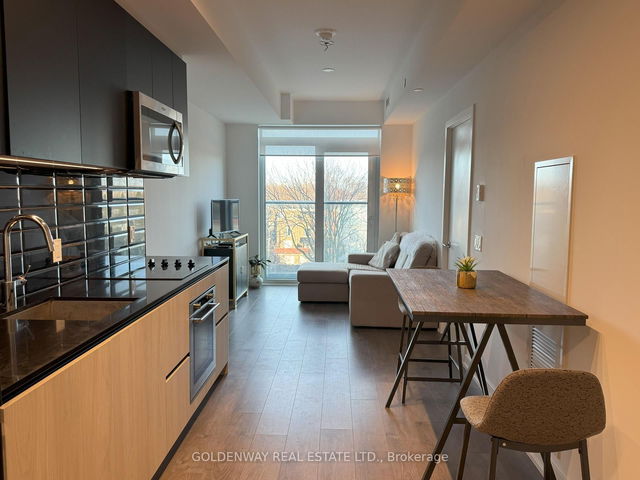 541 - 150 Logan Avenue