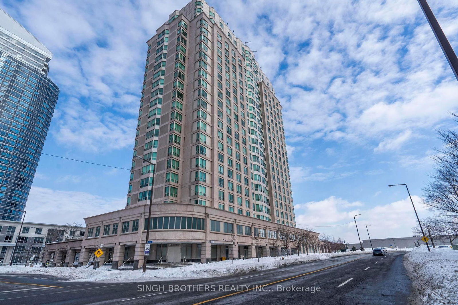 Condo for sale at 1505-1 Lee Centre Drive, Toronto, Woburn, M1H 3J2 - MLS: E12139783