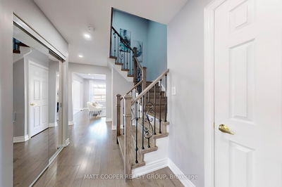 1561 Marshcourt Dr, Pickering - Village East image-0-3