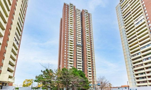3605 - 3 Massey Square