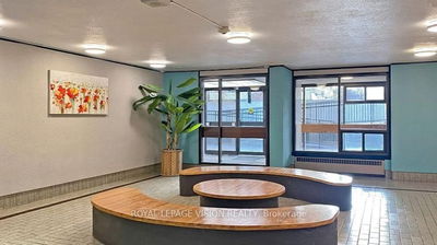 Unit 3605 — 3 Massey Sq, Toronto - Crescent Town image-0-4
