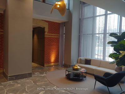 Unit 1706 — 286 Main St, Toronto - East End-Danforth image-0-2