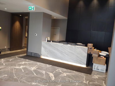 Unit 1706 — 286 Main St, Toronto - East End-Danforth image-0-3