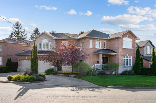 60 Brenda Crescent