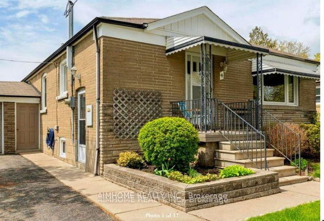 4 Hollingworth Drive