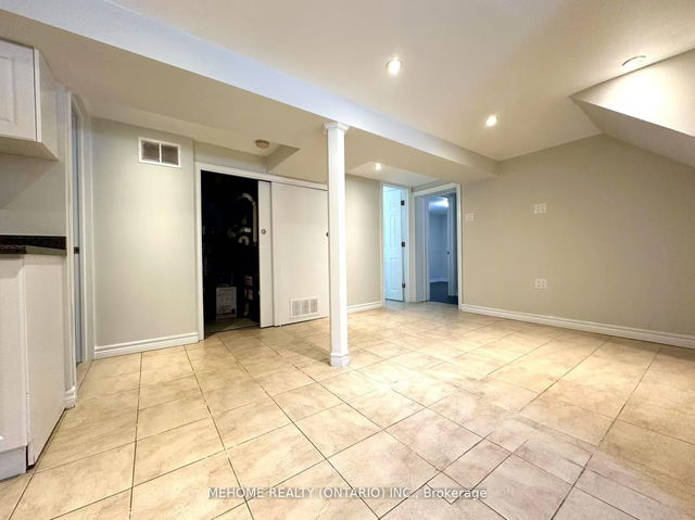BASEMENT - 65 Miramar Crescent