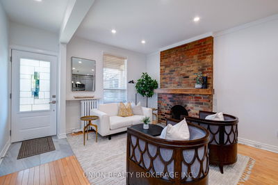30 Ashdale Ave, Toronto - Greenwood-Coxwell image-0-3