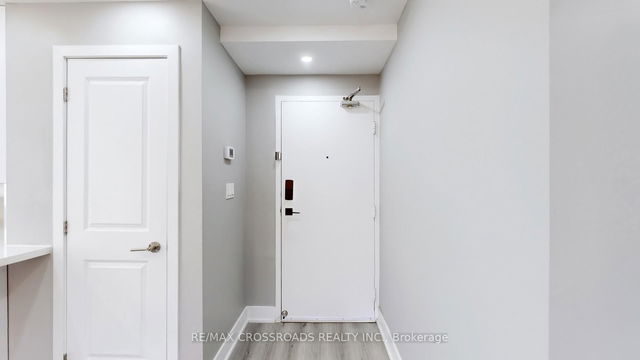 309 - 1705 Mccowan Road
