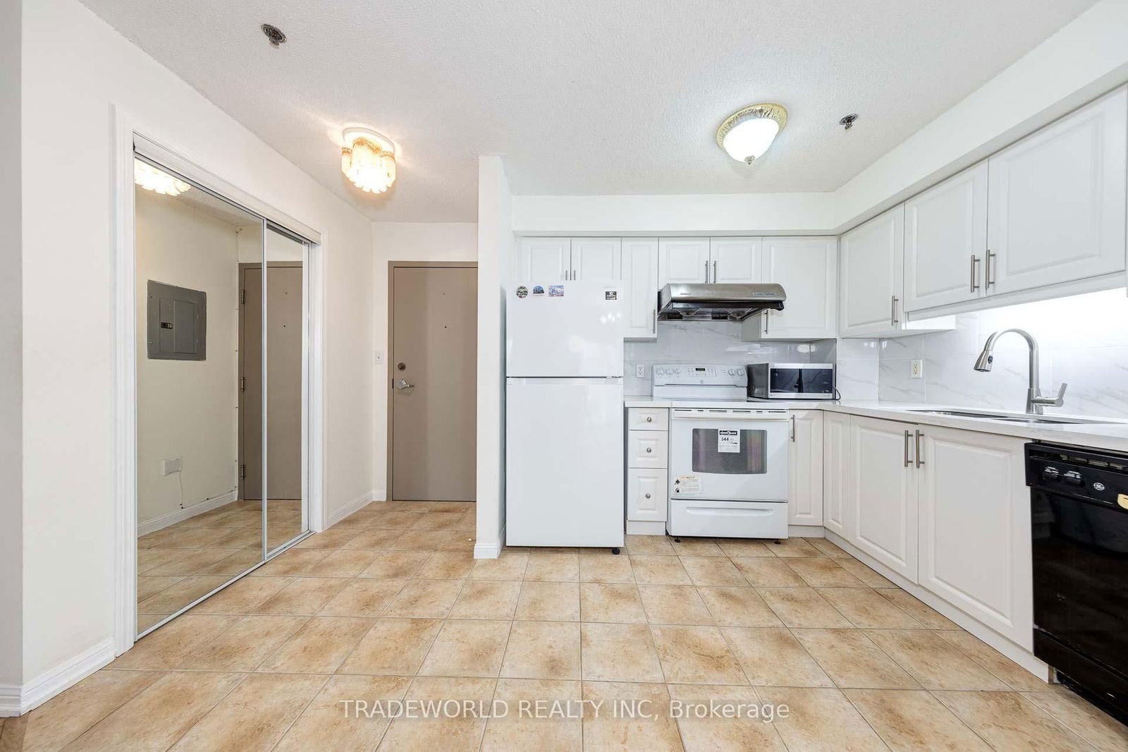 Condo for sale at 201-5225 Finch Avenue, Toronto, Agincourt North, M1S 5W8 - MLS: E12141483