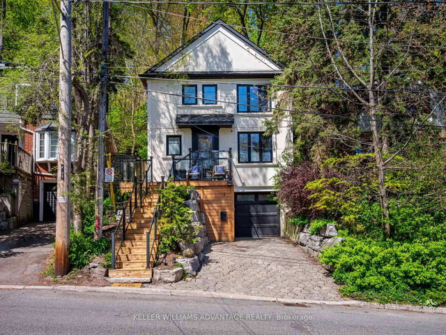 12 Glen Davis Crescent