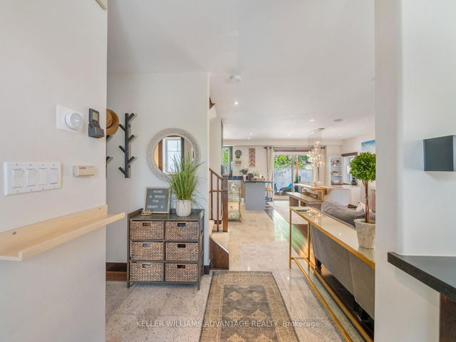 12 Glen Davis Crescent