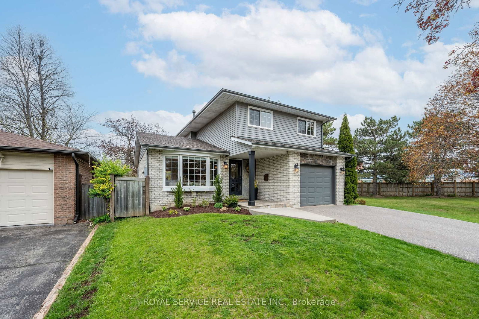 Detached House for sale at 1174 Trillium Court, Oshawa, Centennial, L1G 7M2 - MLS: E12141649