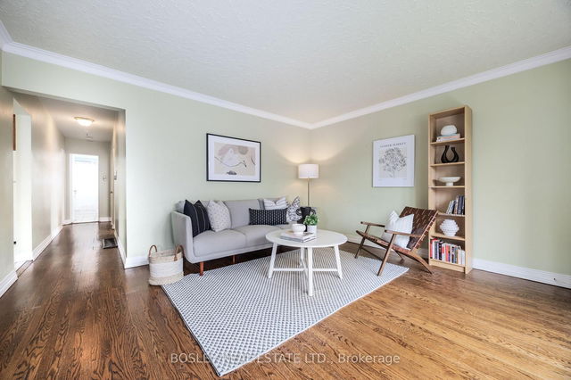 106 Brenda Crescent