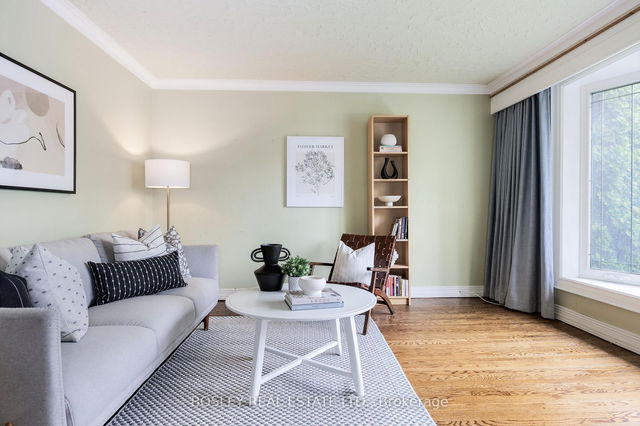 106 Brenda Crescent