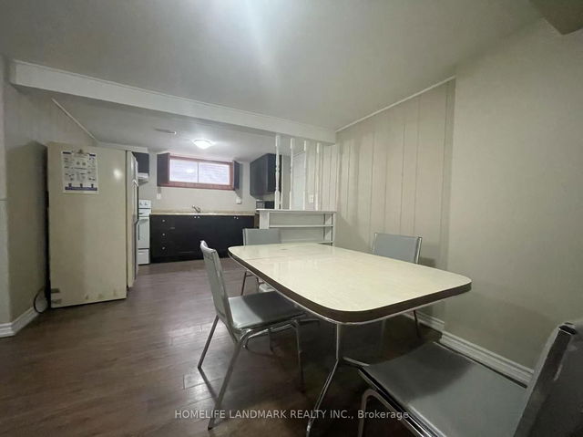 Lower - 15 Orangewood Crescent