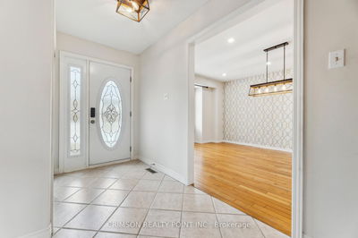 1794 Meadowview Ave, Pickering - Amberlea image-0-4