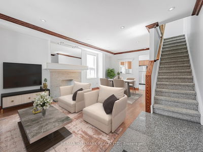 8 Redwood Ave, Toronto - Greenwood-Coxwell image-0-2