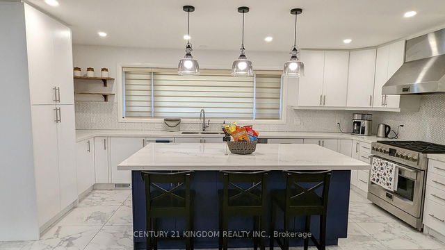Main - 93 Perivale Crescent